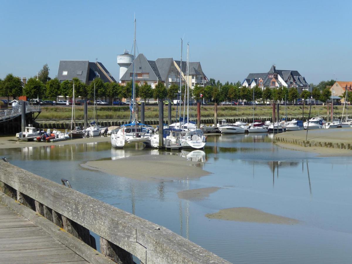 Chambres D'Hotes Les 4 Vents Yzengremer Luaran gambar
